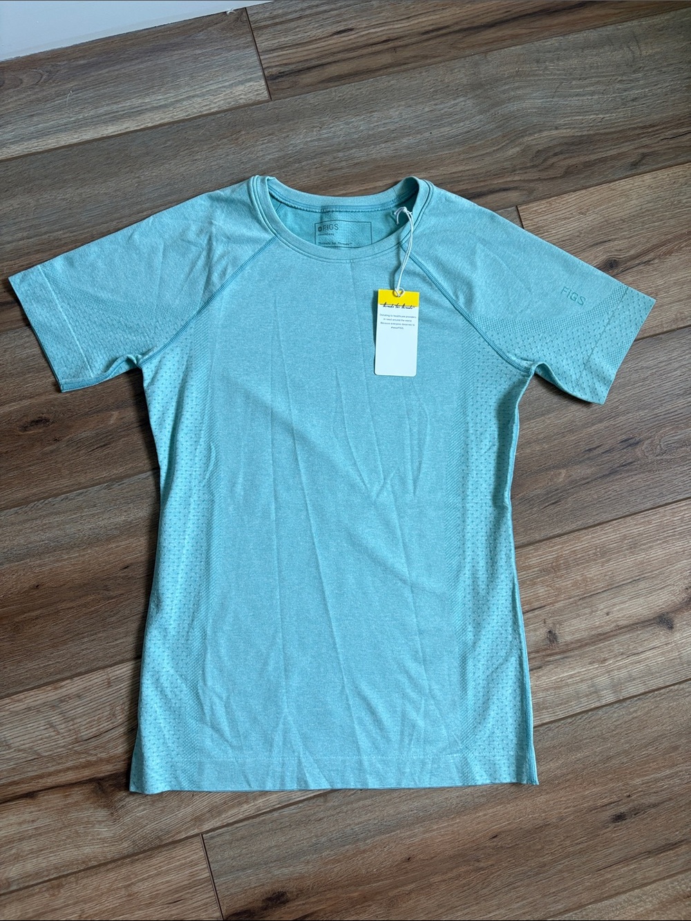 Figs Salta Seamless short sleeve Underscrub NWT